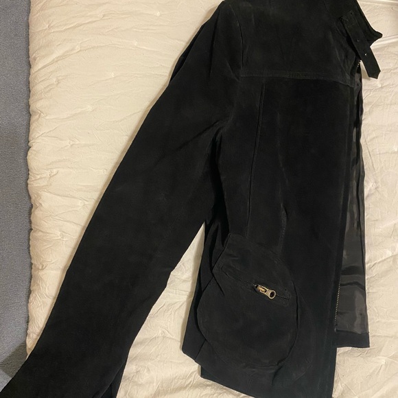 Black suede fitted blazer type dress jacket. Size medium. - Picture 3 of 5